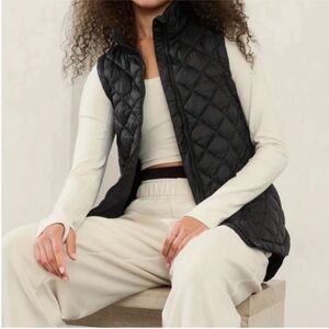 ATHLETA Whisper Featherless Puffer Vest